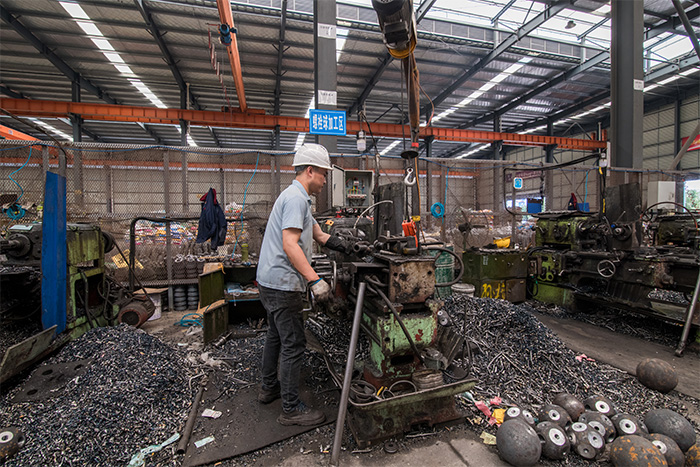 怀柔网架配件-螺栓球加工车间